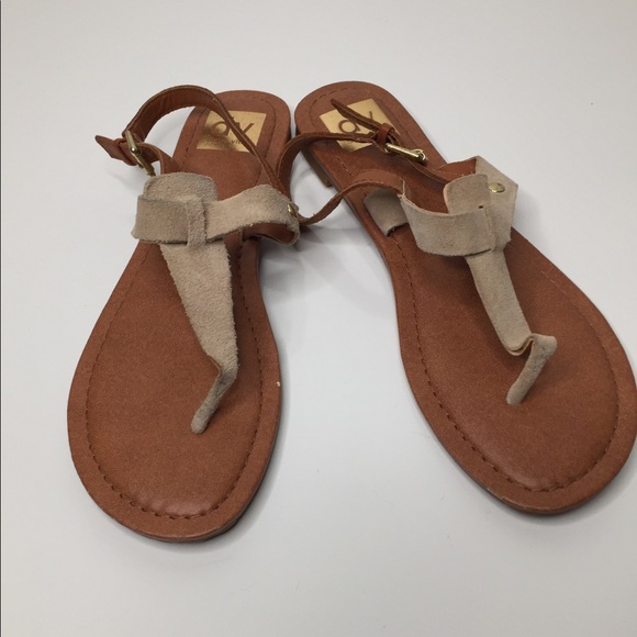 DV by Dolce Vita Shoes - DV by dolce vita suede sandals sz 8 EUC 4/25